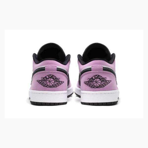 Purple / Black Nike Low SE 'Light Purple' Sneakers Men's Air Jordan 1 | JD-035MJ