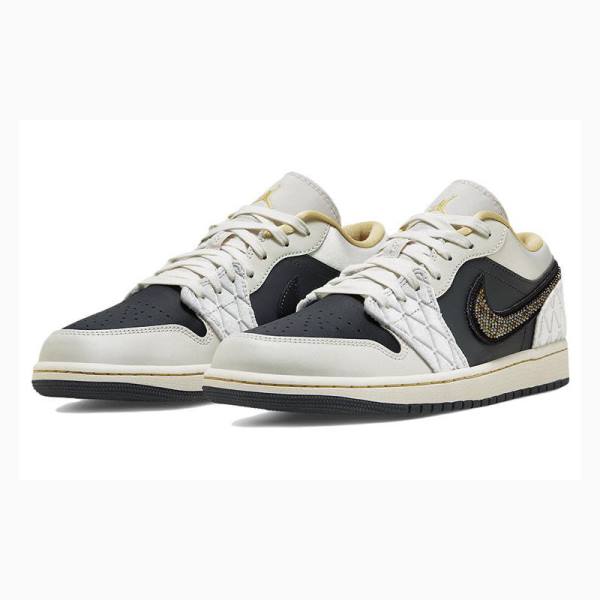 White / Black Nike Low SE Sneakers Men's Air Jordan 1 | JD-471PU